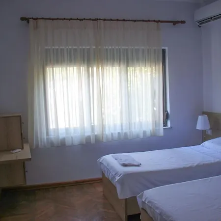 Ballo Apartments Gjirokaster Exterior photo